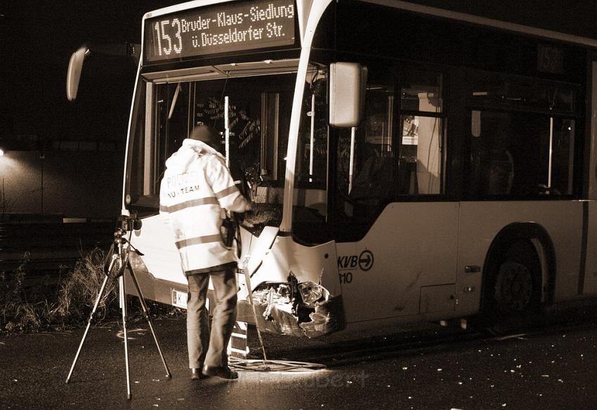 VU Roller KVB Bus Hoehenhauser Ring Koeln Muelheim P15.JPG